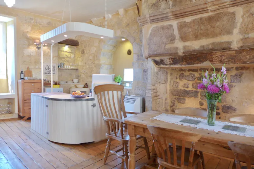 Designer Vintage House in Medieval Saint Cyprien, valley of the Dordogne. - Image 1