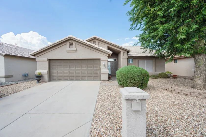 Beautiful Home in PebbleCreek Gated Golfing Community! - Image 1
