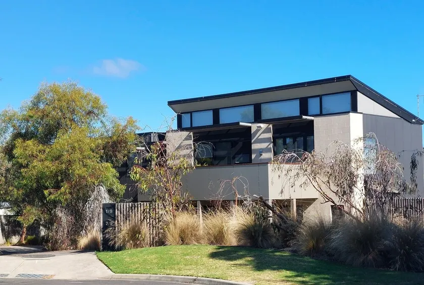 Luxe Townhouse - WiFi included - Image 1