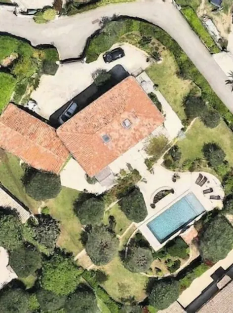 Flat duplex in Villa  4/6 pers. Near Grasse, Swimming pool, Garden - Image 1