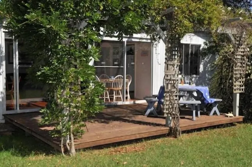 Casa sulla spiaggia di Rosemary - Image 1