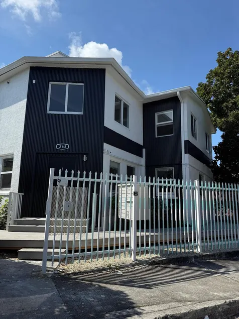 Renzzi Villas - Image 1