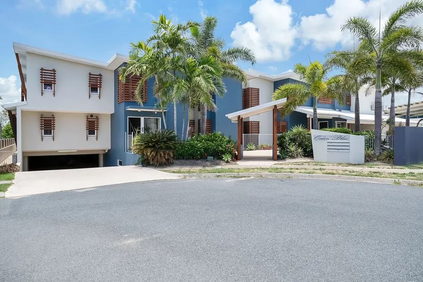 Perfect Getaway with beach views!  - Image 1