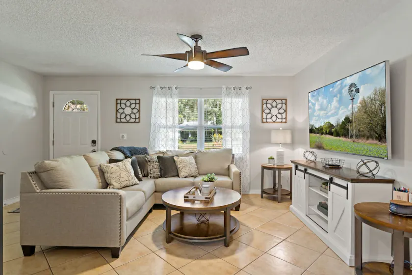 Newly Renovated Apt in Stunning Safety Harbor! - Image 1