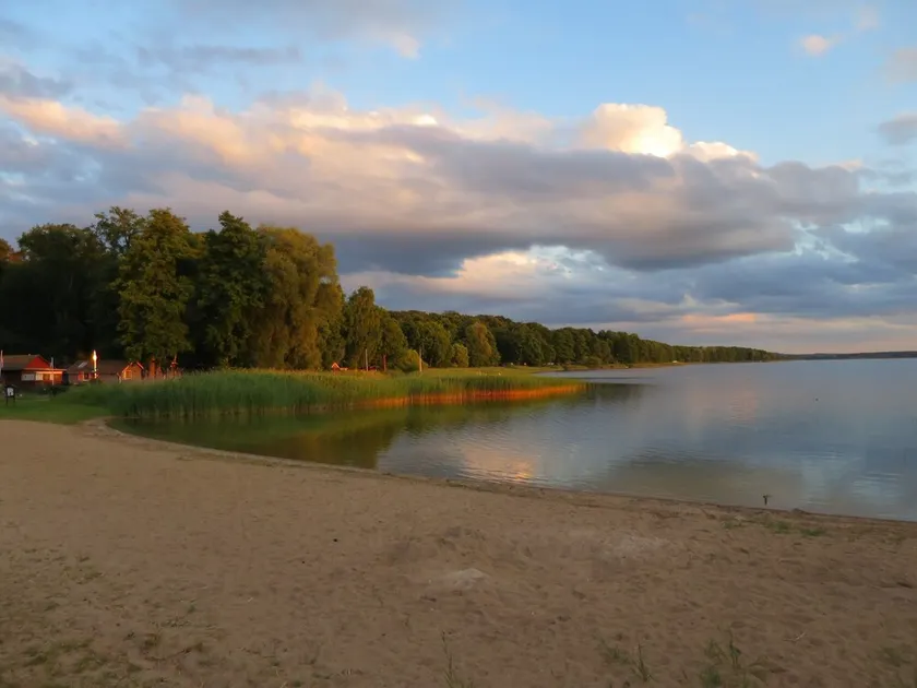 Casa vacanze 'Strandhaus Am Oberuckersee' con vista lago, terrazza privata e Wi-Fi - Image 1