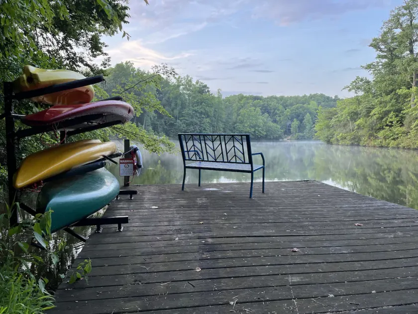 Lakefront/Private Cove, Hot Tub, Boats, Woods, & 3 Beaches - Image 1
