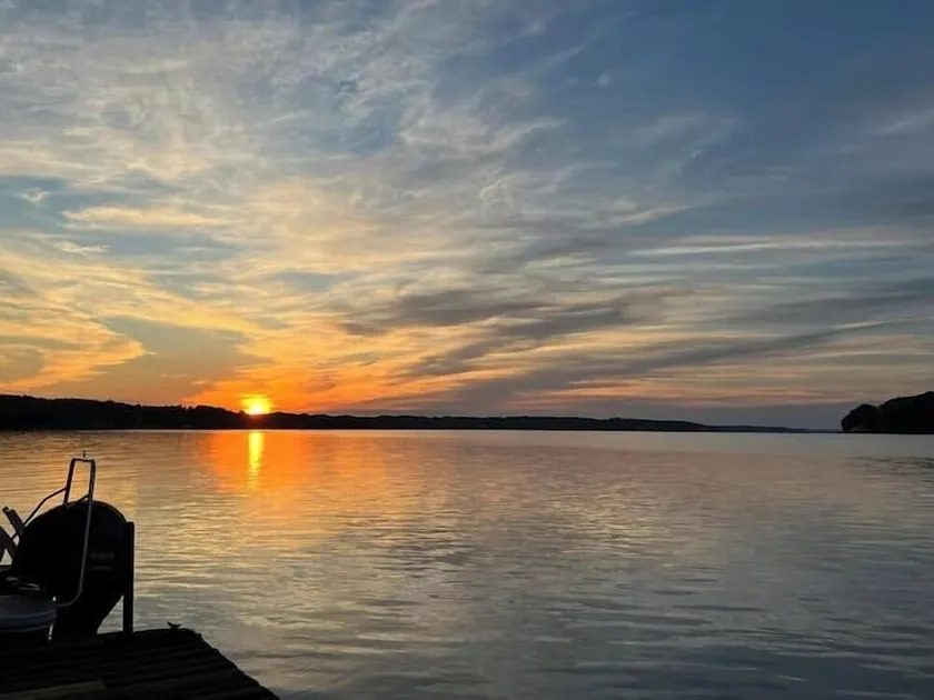 Sunrise Pointe Lakehouse - Image 1