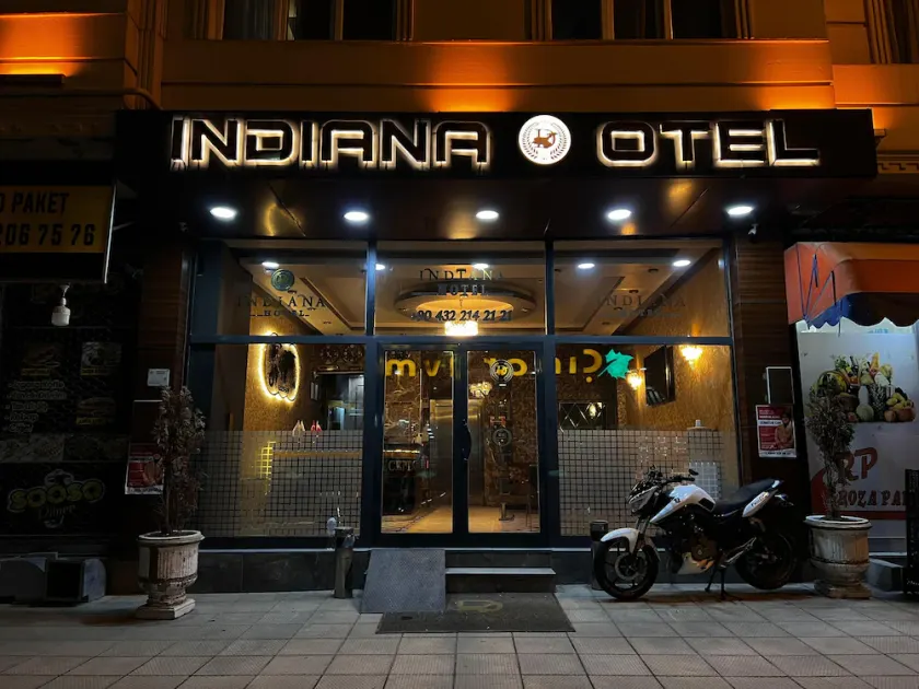 inDİANA HOTEL - Image 1