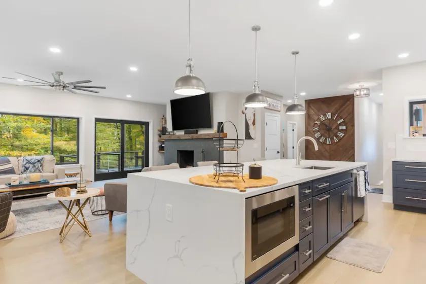 Charming 5 bed Mountain Home in National Preserve. Romantic peaceful getaway nea - Image 1