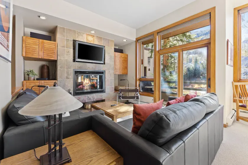 Luxus 3BR + Loft Vail Condo mit eigenem Deck - Image 1