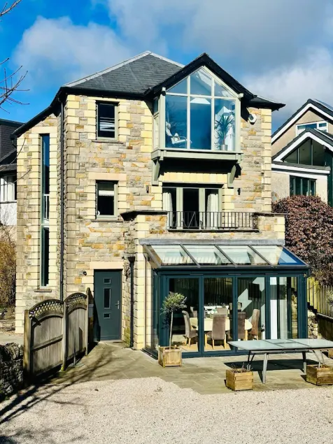 Luxurious, Contemporary Detached Holiday Home on a quiet cul-de-sac - Image 1