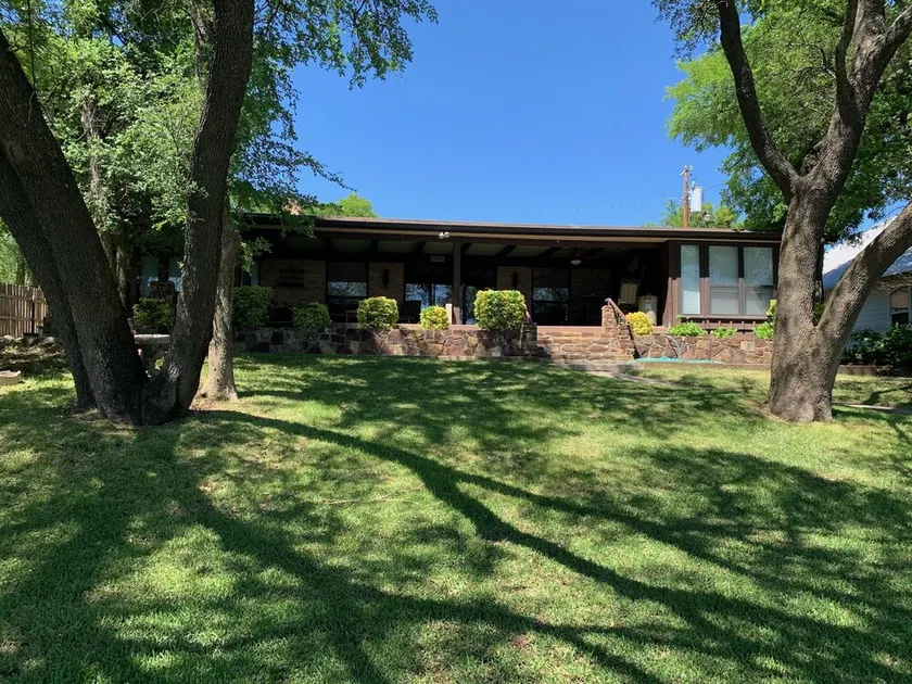 Lake Brownwood Waterfront Home - Image 1