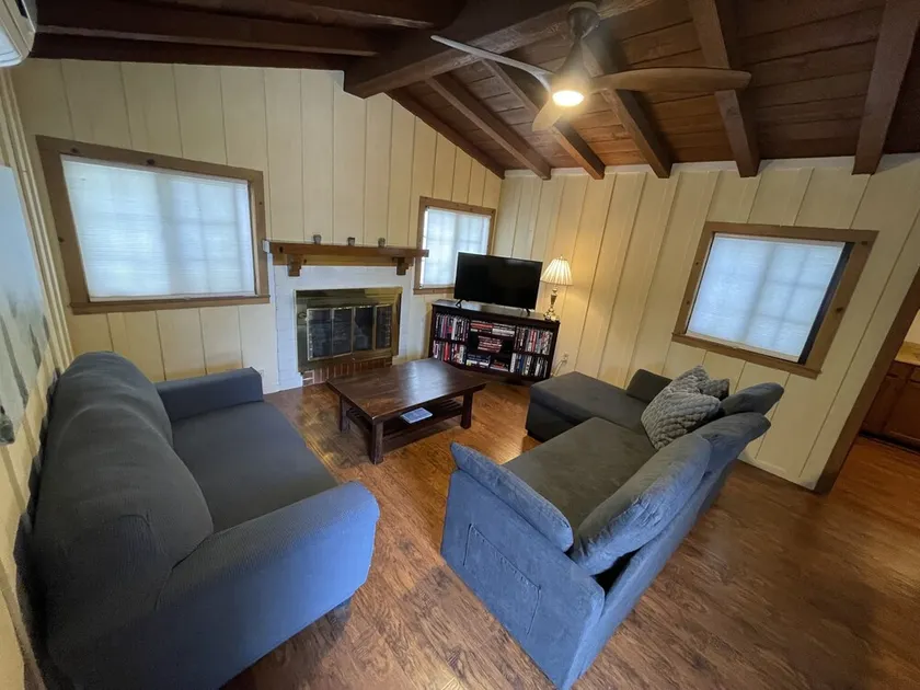 Villa M - 1bedroom villa with kitchen, steps from downtown Palm Springs! 🍒 - Image 1
