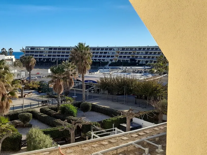 Air-conditioned studio with balcony and parking in Cap d'Agde, near the sea - Image 1