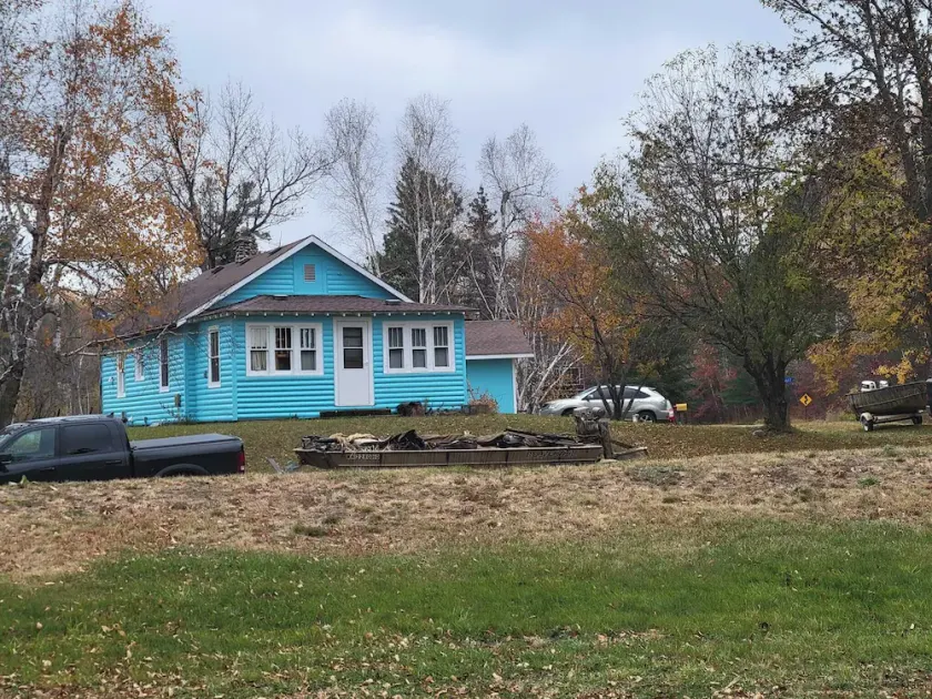 The Blue Lakeside House - Image 1