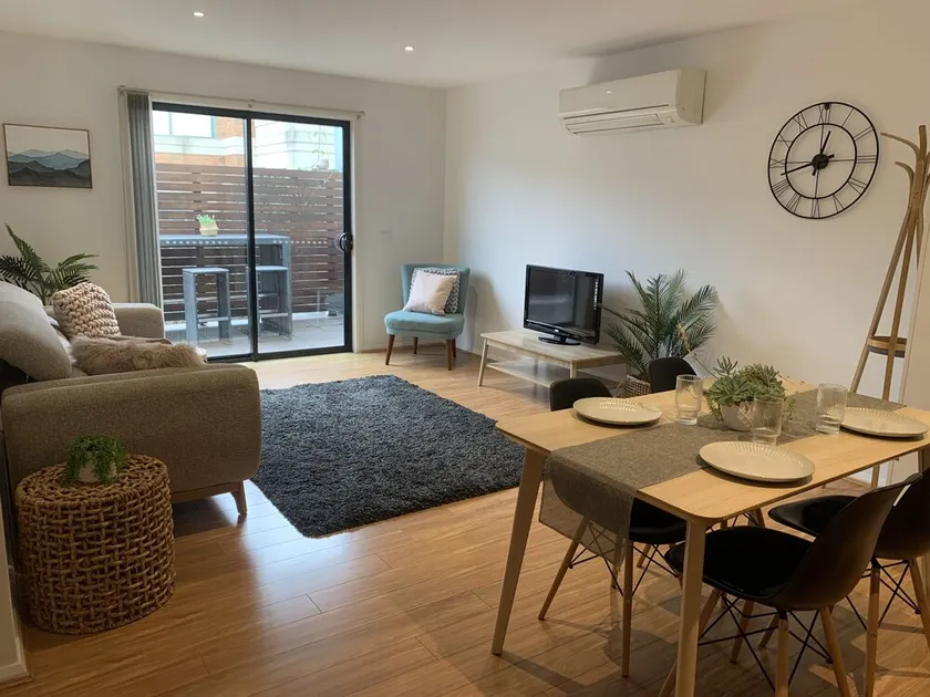 Affordable 2BR Apartment near Melbourne CBD Address:125Raleigh Road,Maribyrnong - Image 1