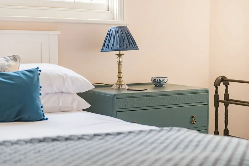 Charming cottage in the conservation area of Deal, sleeping 5 guests, pet friendly, seconds from the - Image 1