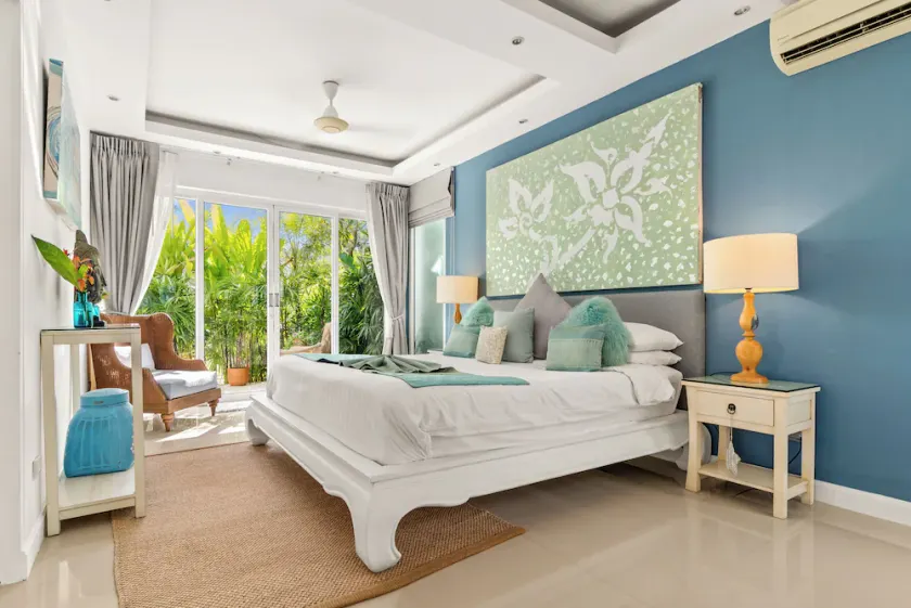 Beachfront Villa Baan Rim Haad 3BR - Image 1