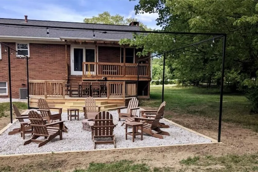Cozy Brick Home at Sunset Hill - Image 1