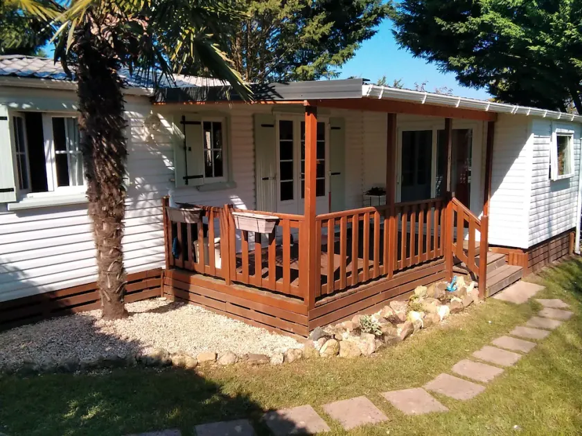 Comfortable mobile home in a peaceful and exotic private estate 15mn from the sea, - Image 1