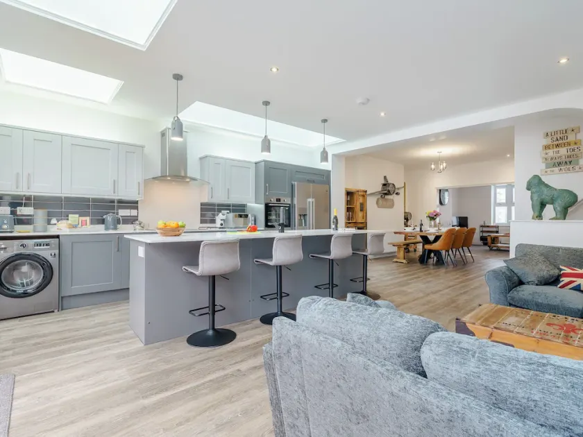 3 bedroom accommodation in Quebec, Near Durham - Image 1