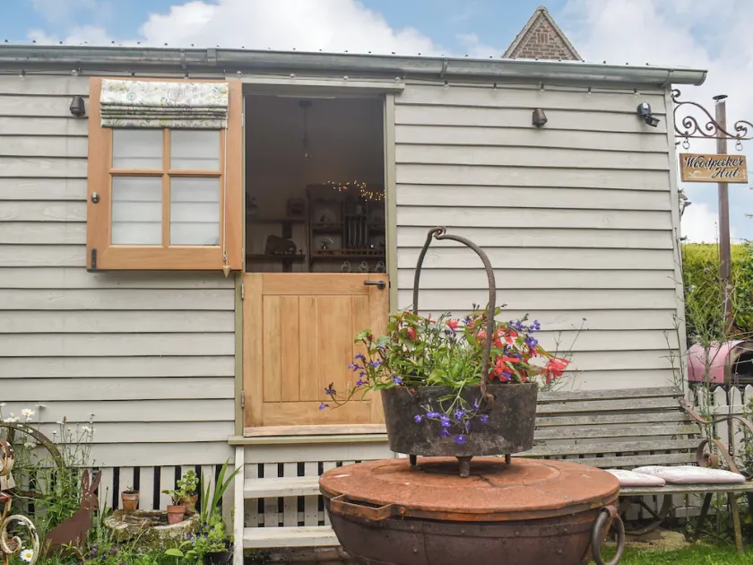 Shepard's Hut - Image 1