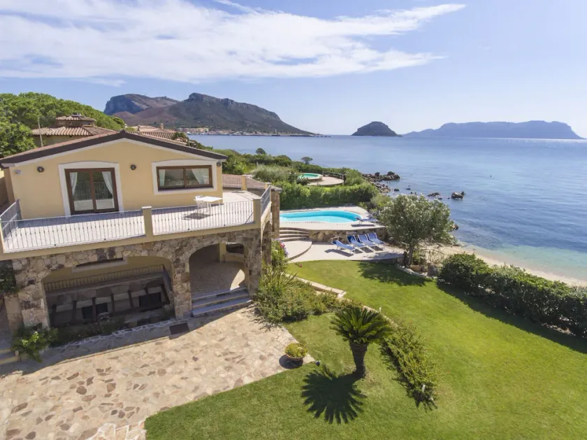 SPECTACULAR VILLA AM STRAND MIT POOL - Ideal für 10 Personen - Image 1