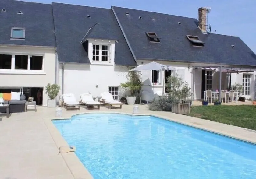 Charming villa with summer-heated pool in the heart of the Kings' Valley - Image 1