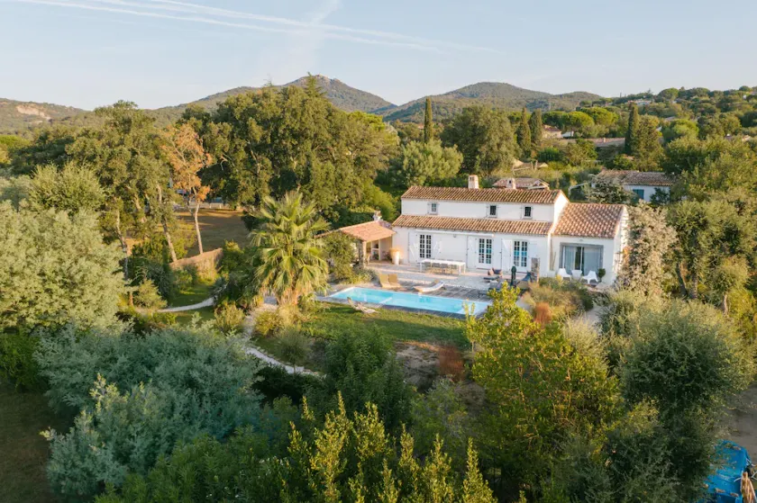 Grimaud, Golfe de St Tropez, Villa 5 Chambres 10 Personnes à 800 m. de la mer - Image 1