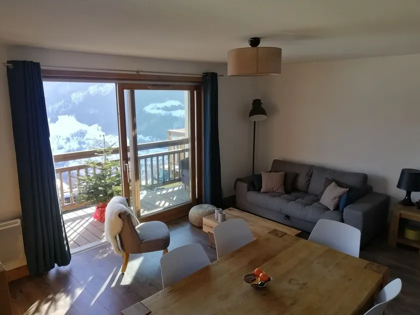 Apartment in a family station - Image 1