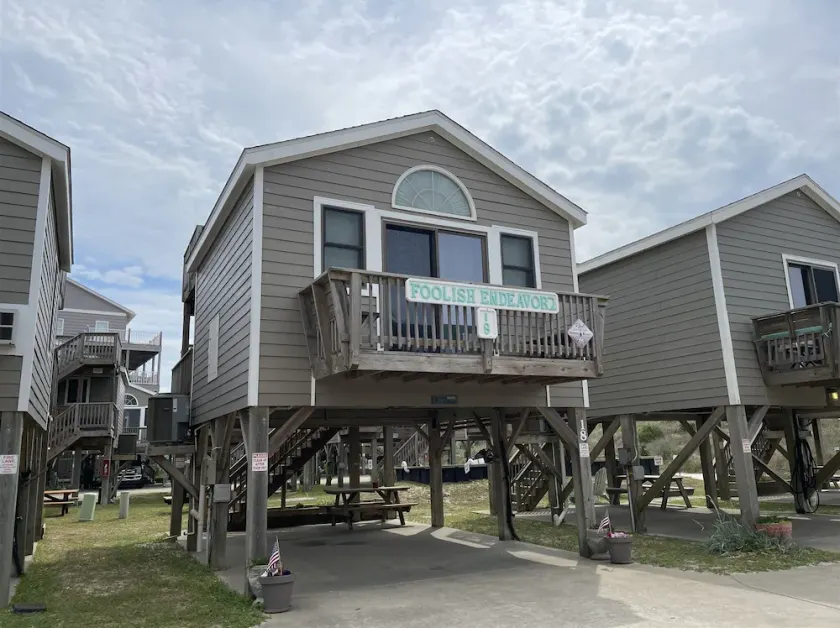 Discover a hidden treasure at this unique, comfortable cabana Foolish Endeavor! - Image 1