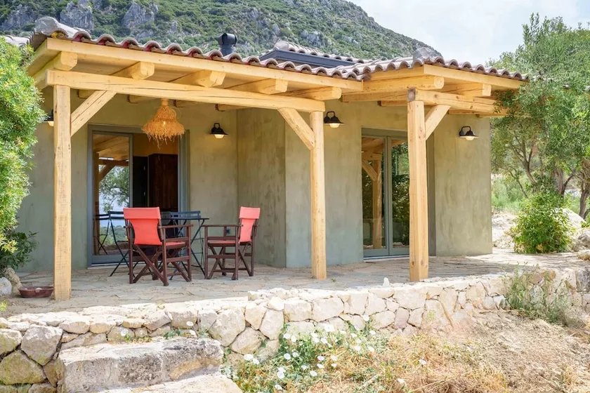 Villa Koukounari at Chionata - Image 1