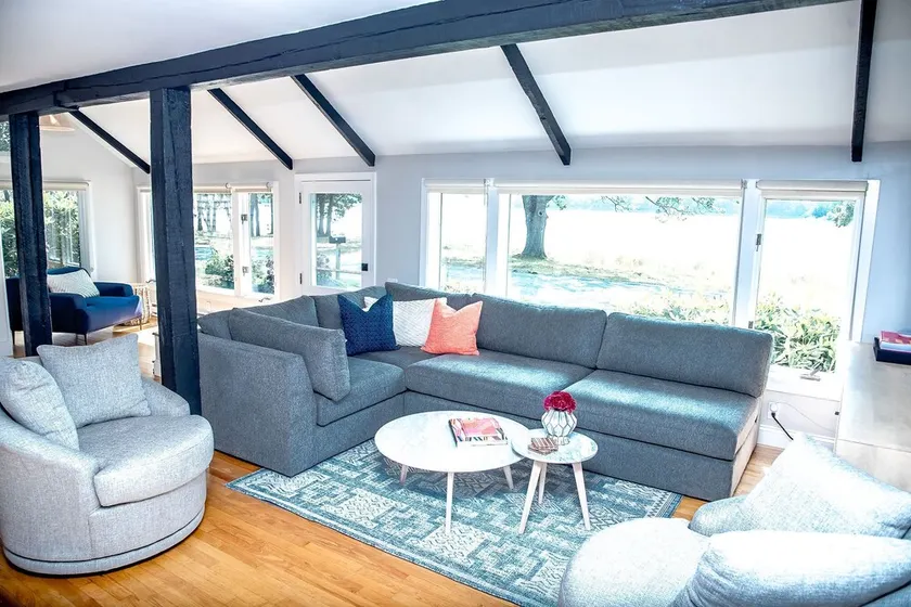 Oceanfront Modern Cape, 15 min to Newport!!! - Image 1