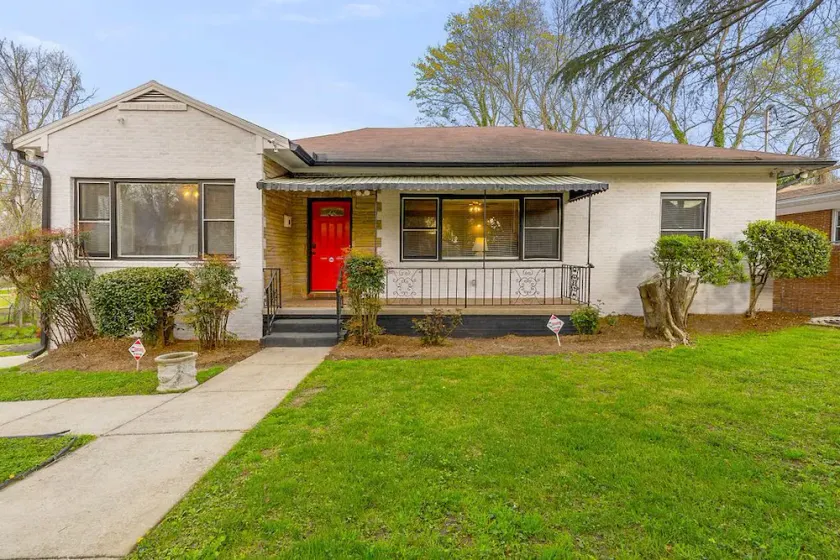 5 Minutes From Downtown Atlanta - Image 1
