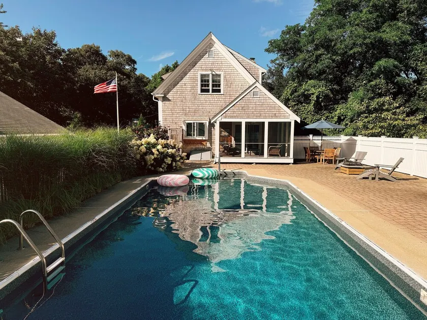 Maison ancienne avec piscine d'eau salée - Image 1