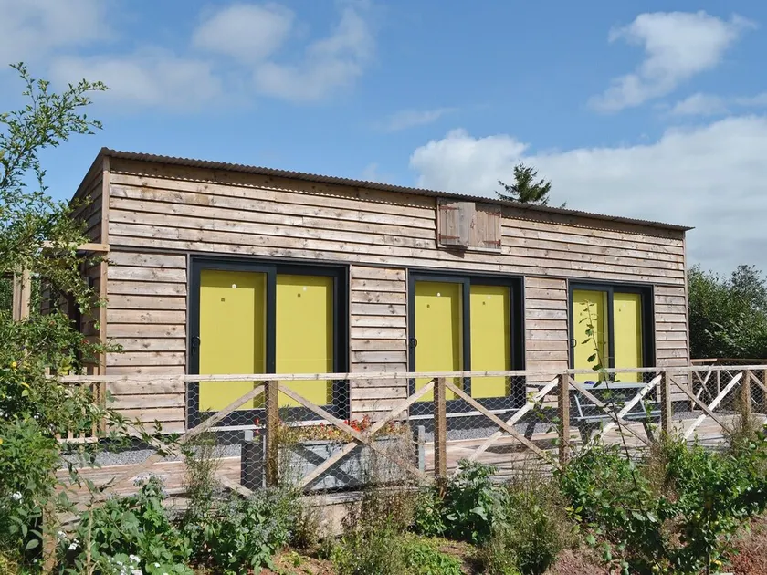 Casa rural con jardín - Image 1