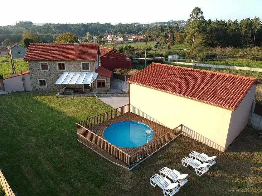 AG Casa Rural Carballo, jardín y playa a 14km - Image 1