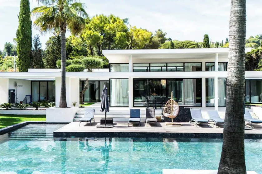 Exceptional Villa with Pool 5BR/10P – Mougins - Image 1
