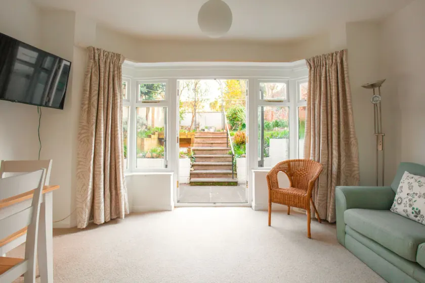 Gorgeous Georgian Cottage in central Dawlish - Image 1