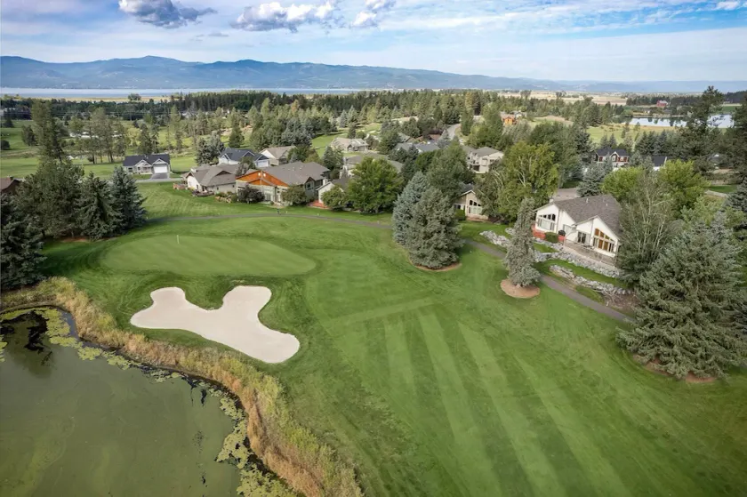 Spacious home on golf course w/stunning views & fireplace - Colter Loop Golf Escape - Image 1