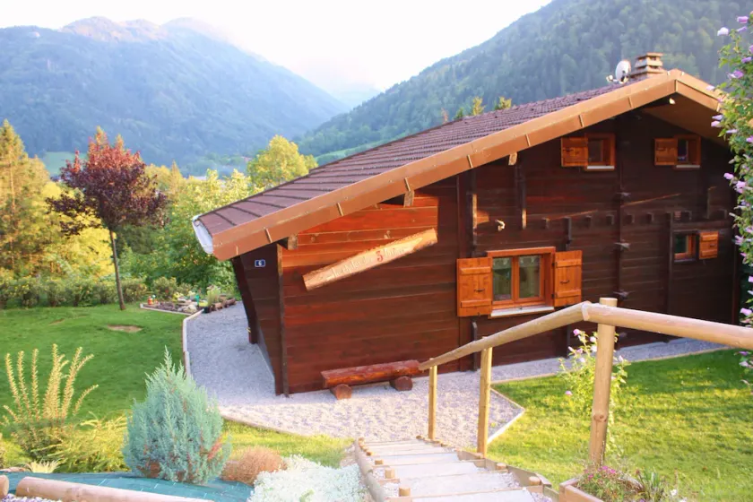 Typical Savoyard chalet, independent, warm and cozy - Image 1