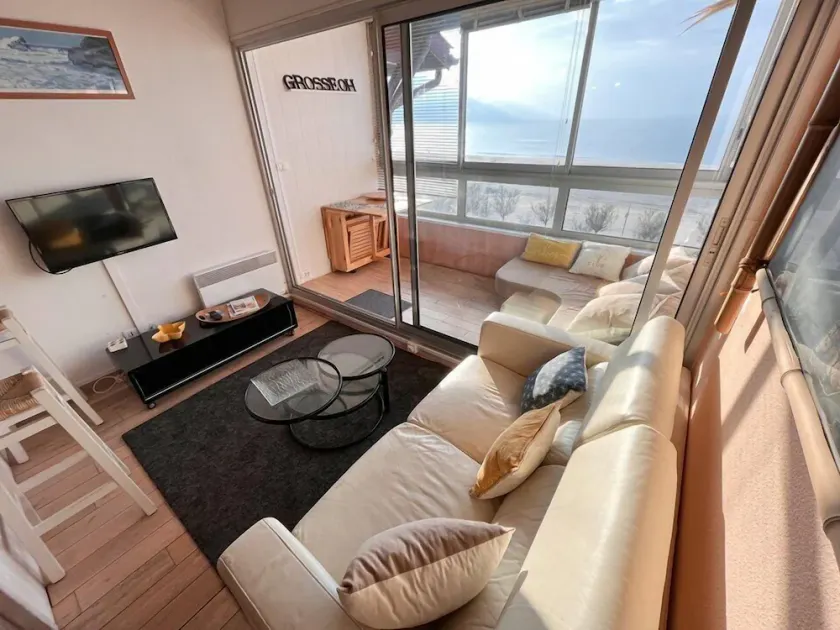 Apartment for 2 persons, ocean view - Image 1
