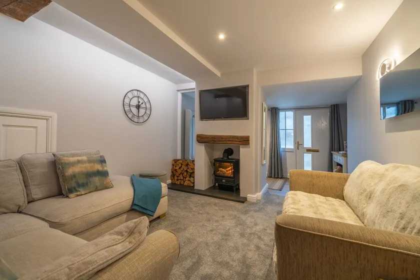 Laburnum Cottage -  Windermere, with Parking - Image 1