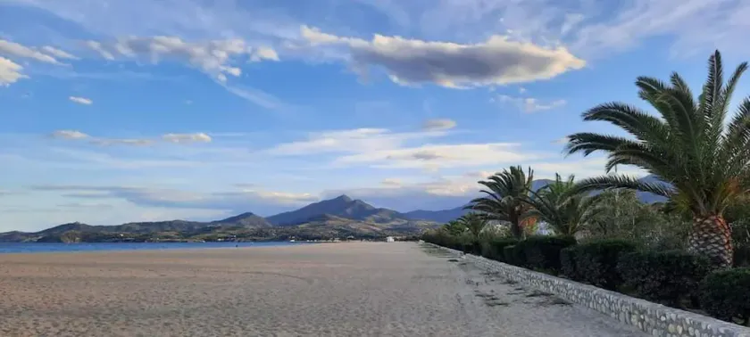 Argeles-sur-mer T3 with Swimming pool, Beach 5 minutes walk - Image 1