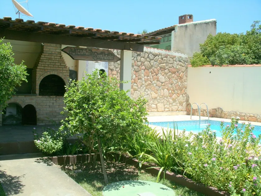 Saquarema - Beautiful House with Pool + BBQ + WIFI!! 500m from the beach - Image 1