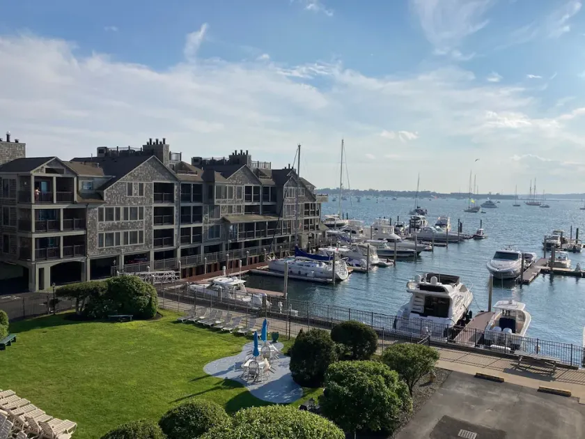 Newport Harbor front Luxury Resort, Two Bedroom with indoor/outdoor pools - Image 1