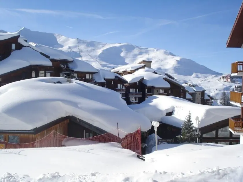 Très joli duplex à plagne villages 2050m altitude au pied des pistes - Image 1