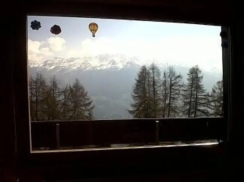 Stor 150m2 Apt med pool, spillerum, panoramaudsigt over Rhone Valley og Matterhorn - Image 1