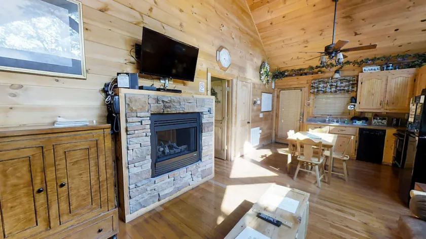 Always Kiss Me Goodnight 1 Bedroom Cabin by RedAwning - Image 1
