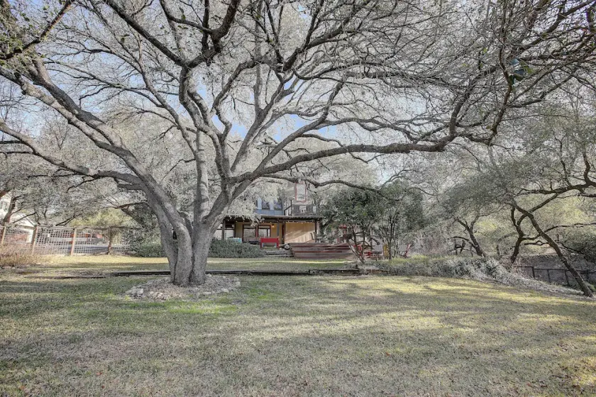 Perfect Escape w/ access to Lake Austin - Image 1